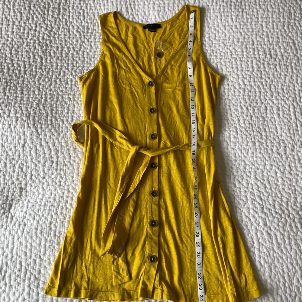 Yellow Dress - Picture 7 of 8
